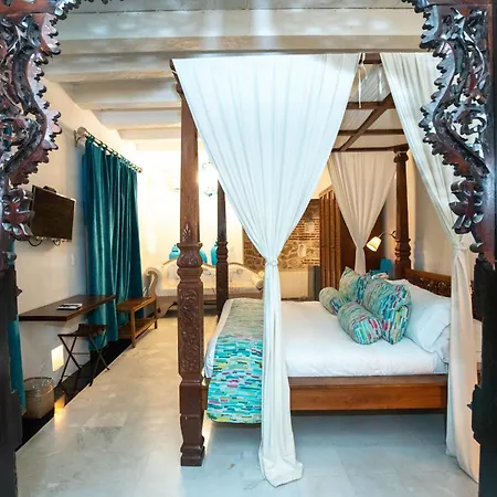 Hotel Aguamarina Boutique (adults Only) 5*