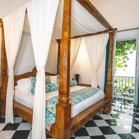 Hotel Aguamarina Boutique (adults Only) 5*