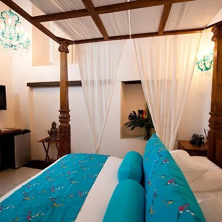 Hotel Aguamarina Boutique (adults Only) 5*